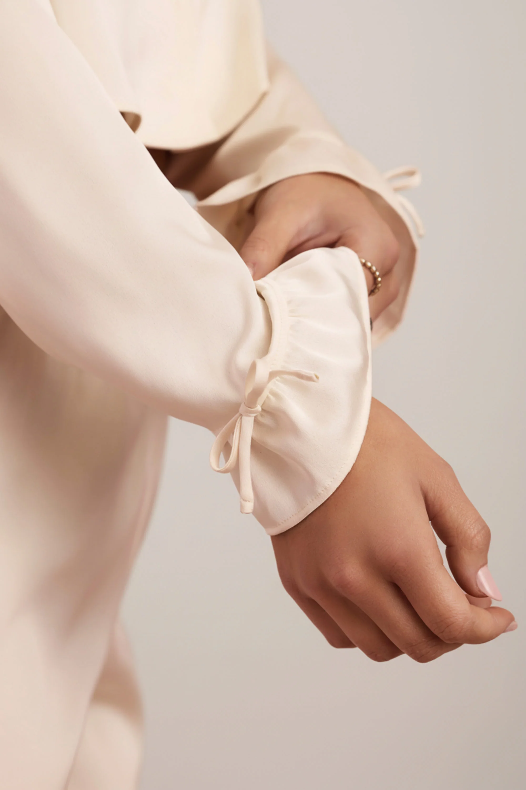 Ruffle-Trim Cropped Pyjama Top in Ivory - Image 5