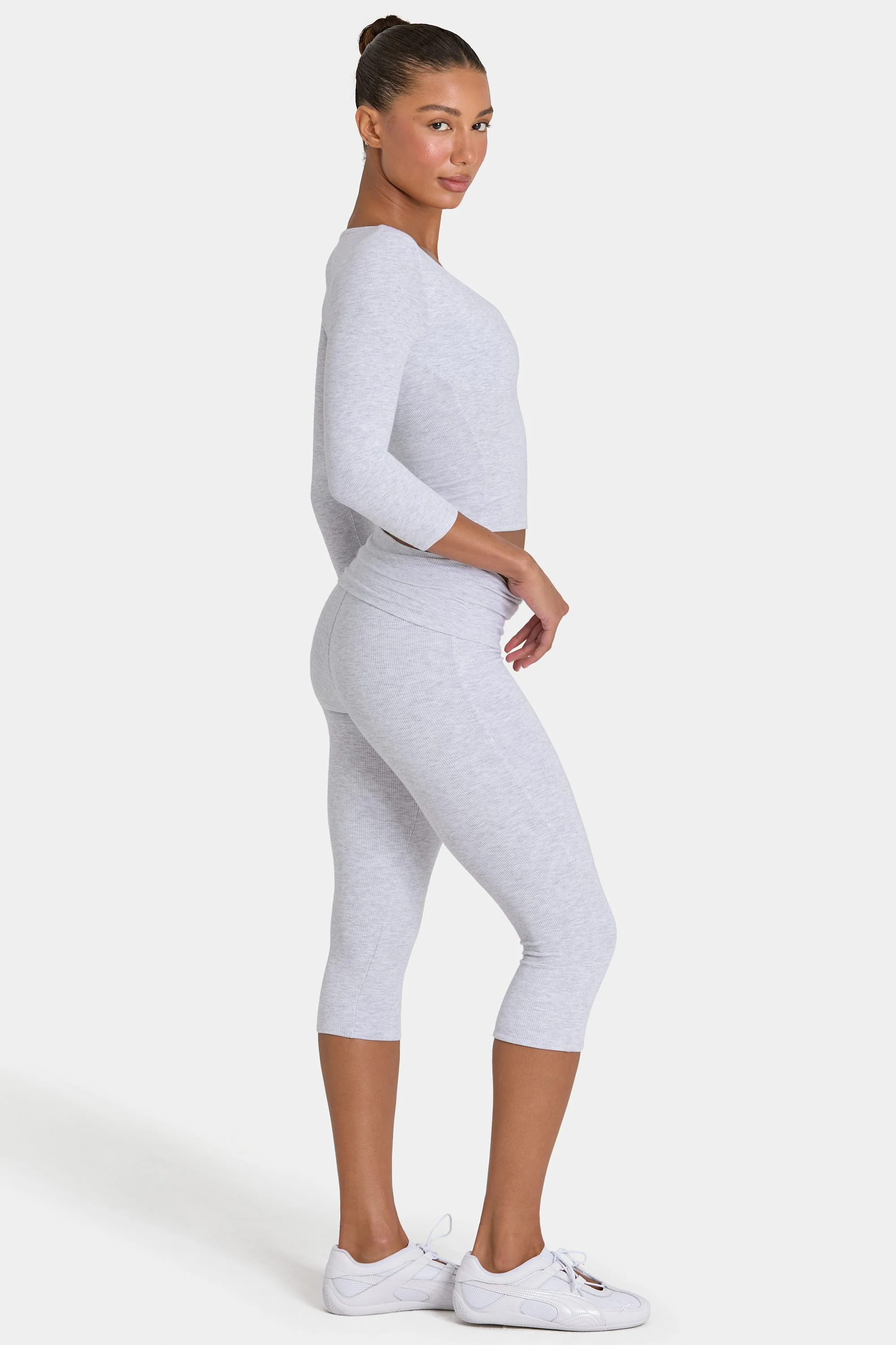 ButterCloud™ Capri Leggings in Grey Marl - Image 3