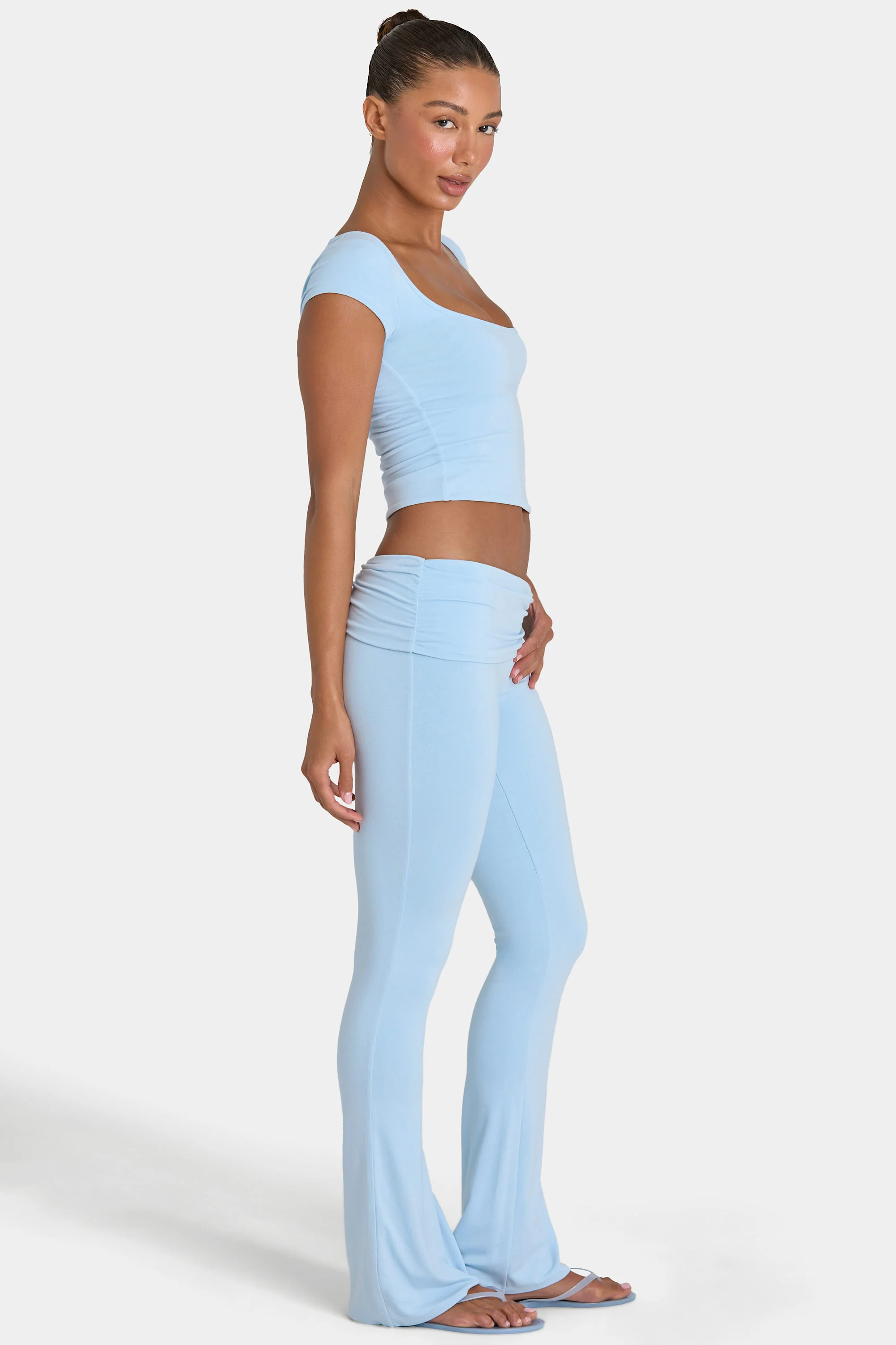 ButterCloud™ Flared Leggings in Sky - Image 3