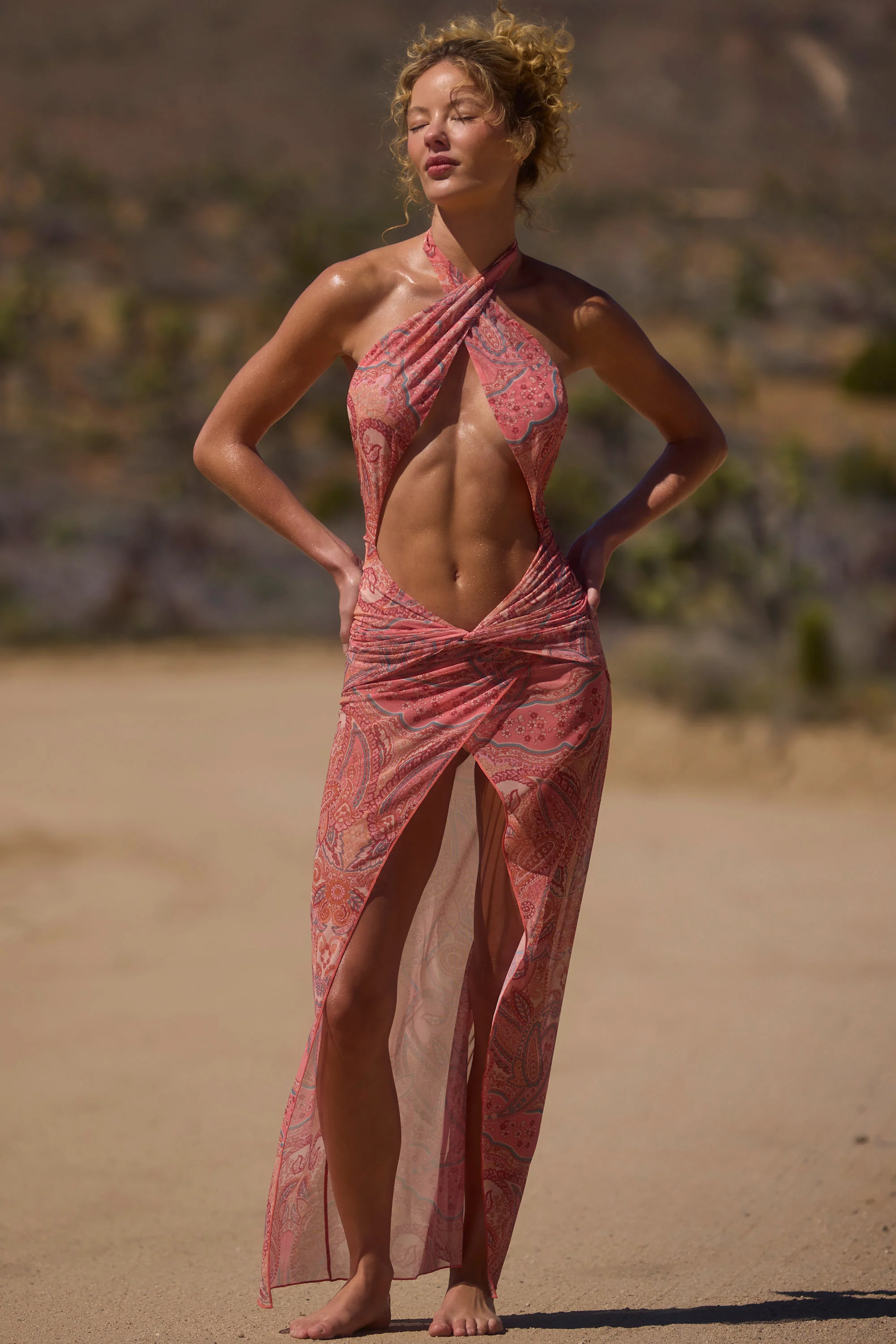 Cut-Out Halterneck Maxi Dress in Paisley Print - Image 7
