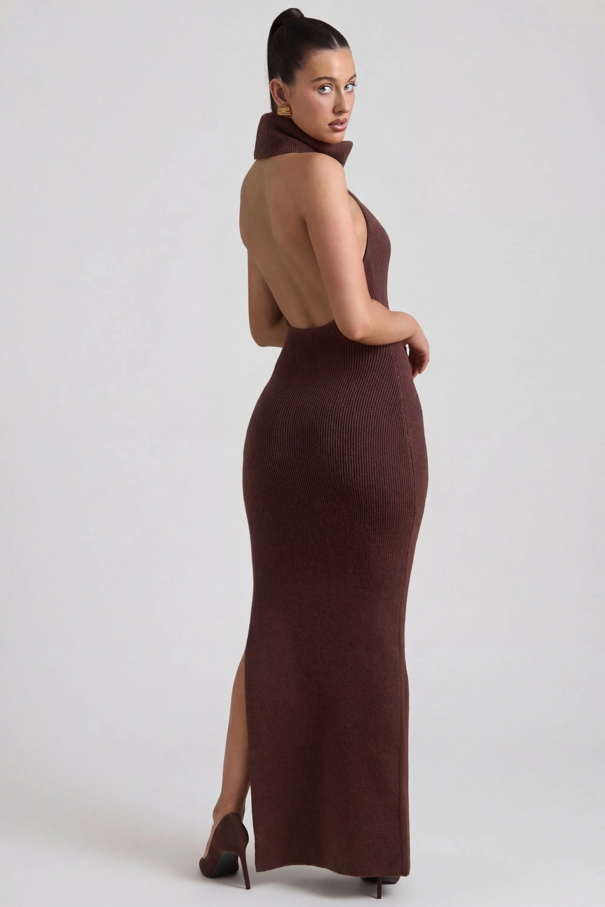 Ribbed-Knit Turtleneck Backless Maxi Dress in Espresso - Image 5