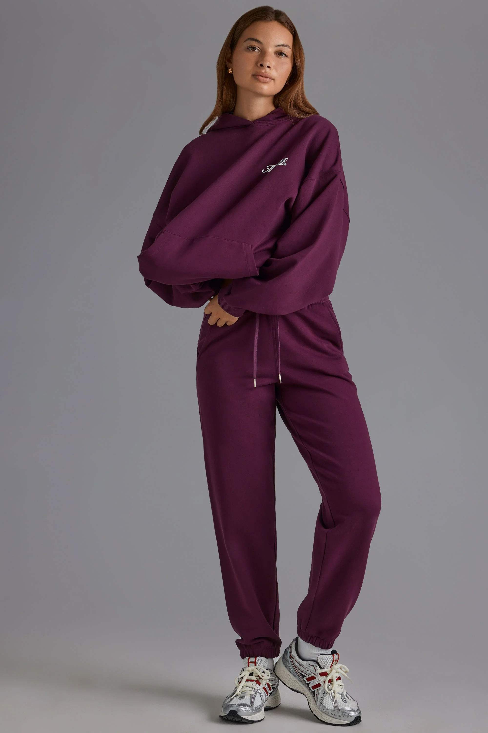 Soft Cotton Jersey Relaxed Mid-Rise Joggers in Grape - Image 7