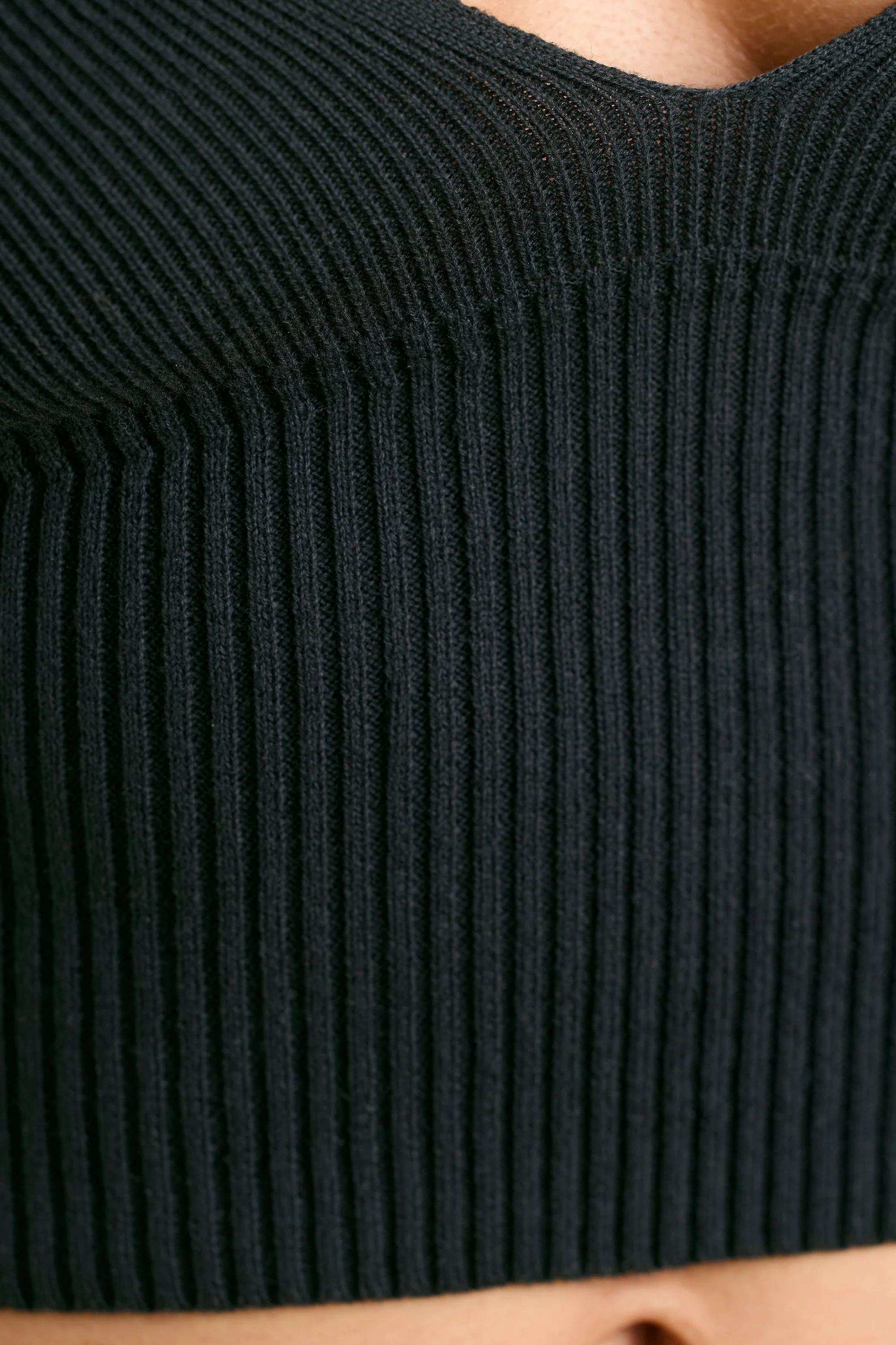 Chunky Knit Tank Top in Black - Image 5