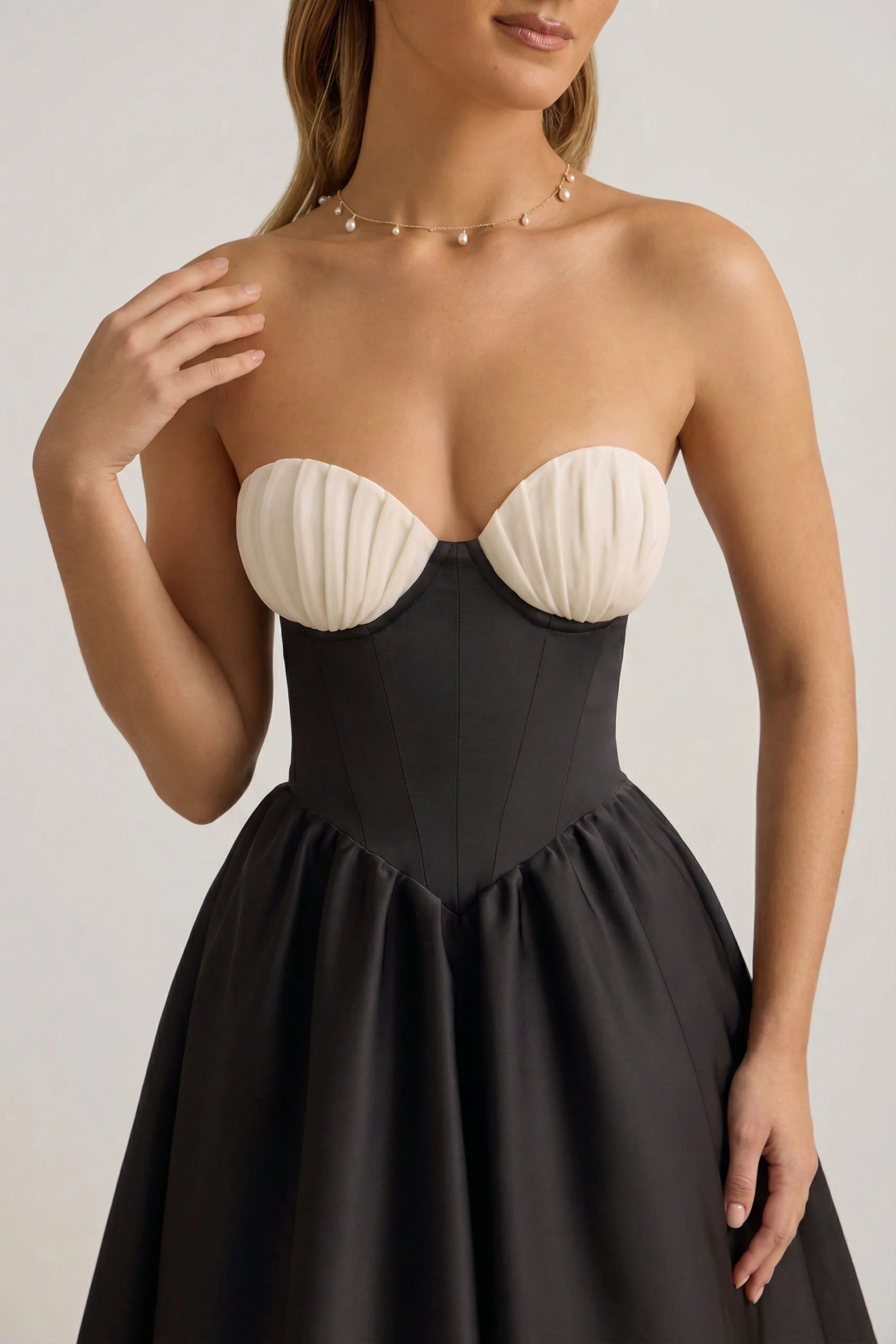 Strapless Corset Midi Dress in Black - Image 4