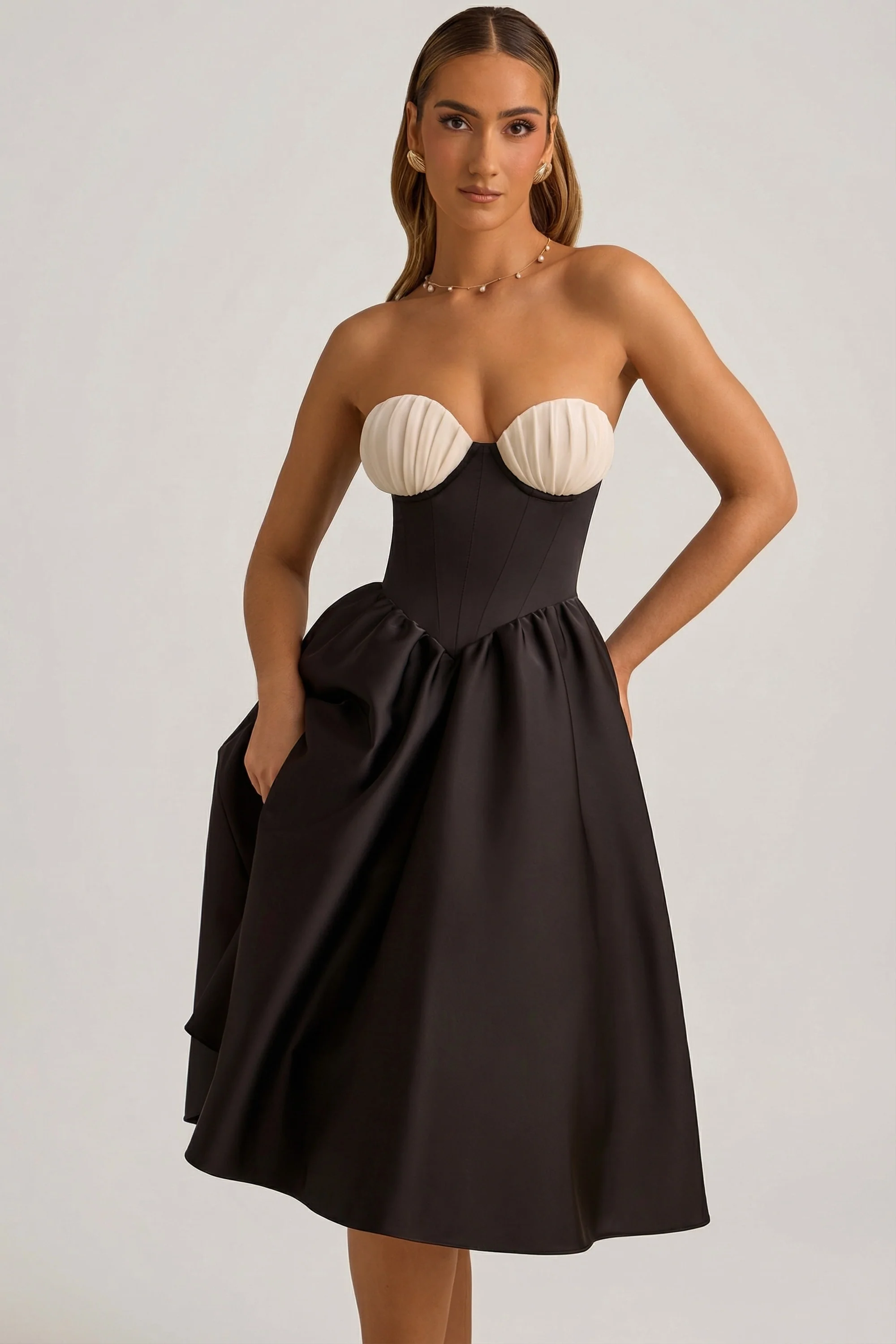 Strapless Corset Midi Dress in Black - Image 8