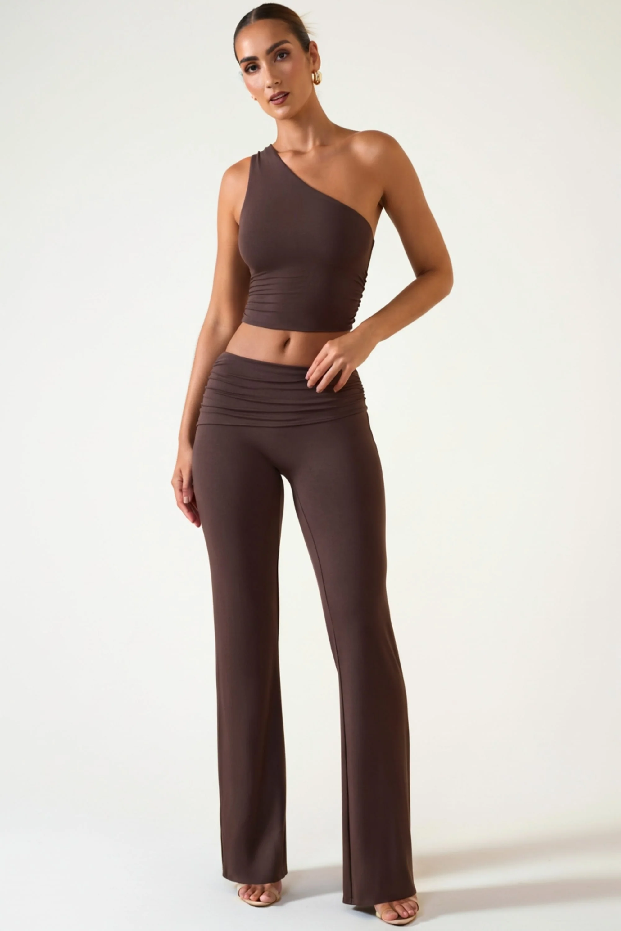 Mid-Rise Straight-Leg Trousers in Chocolate Brown - Image 6