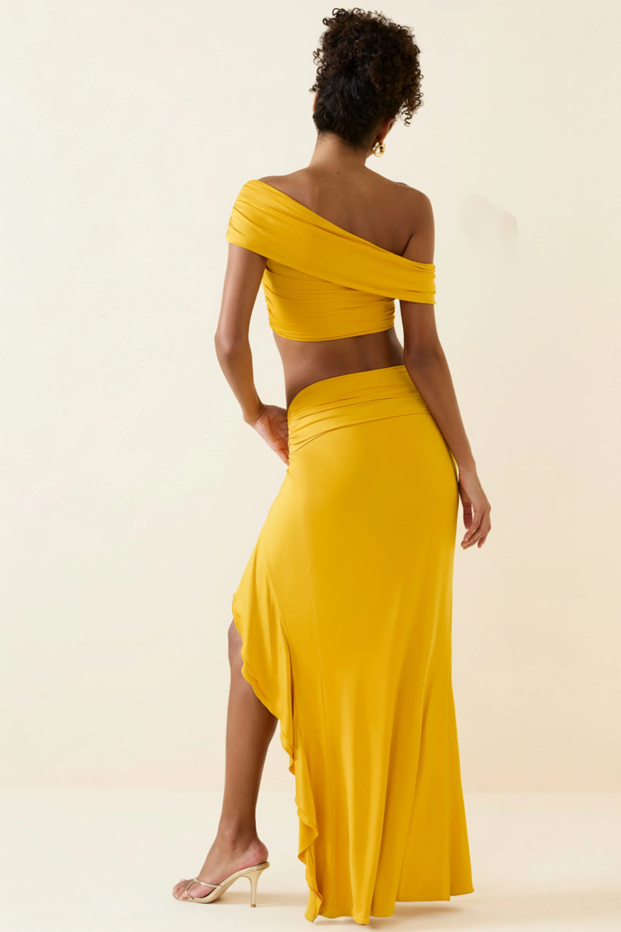 Asymmetric Ruffled Low-Rise Maxi Skirt in Golden Yellow - Image 2