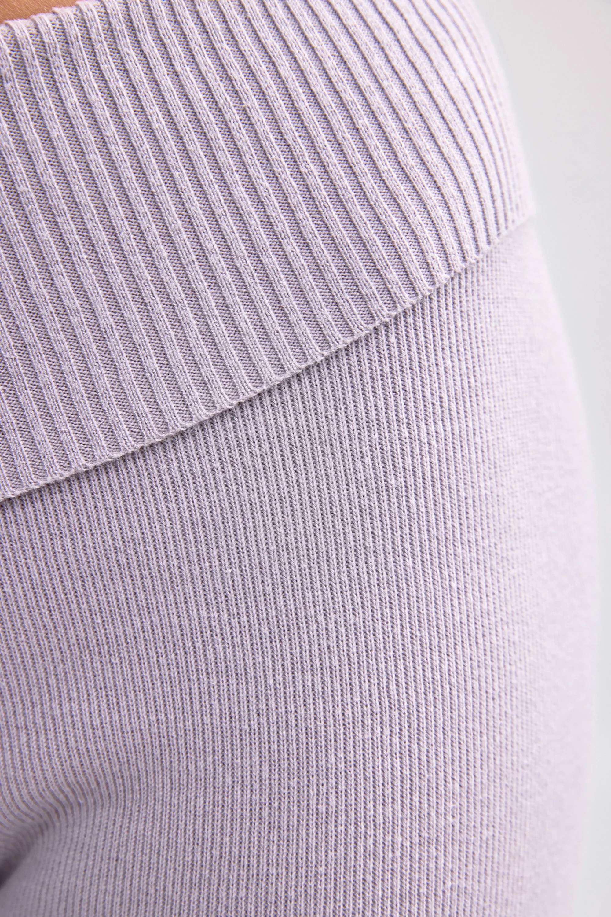 Chunky Knit Foldover Kick Flare Trousers in Dusty Lavender - Image 4