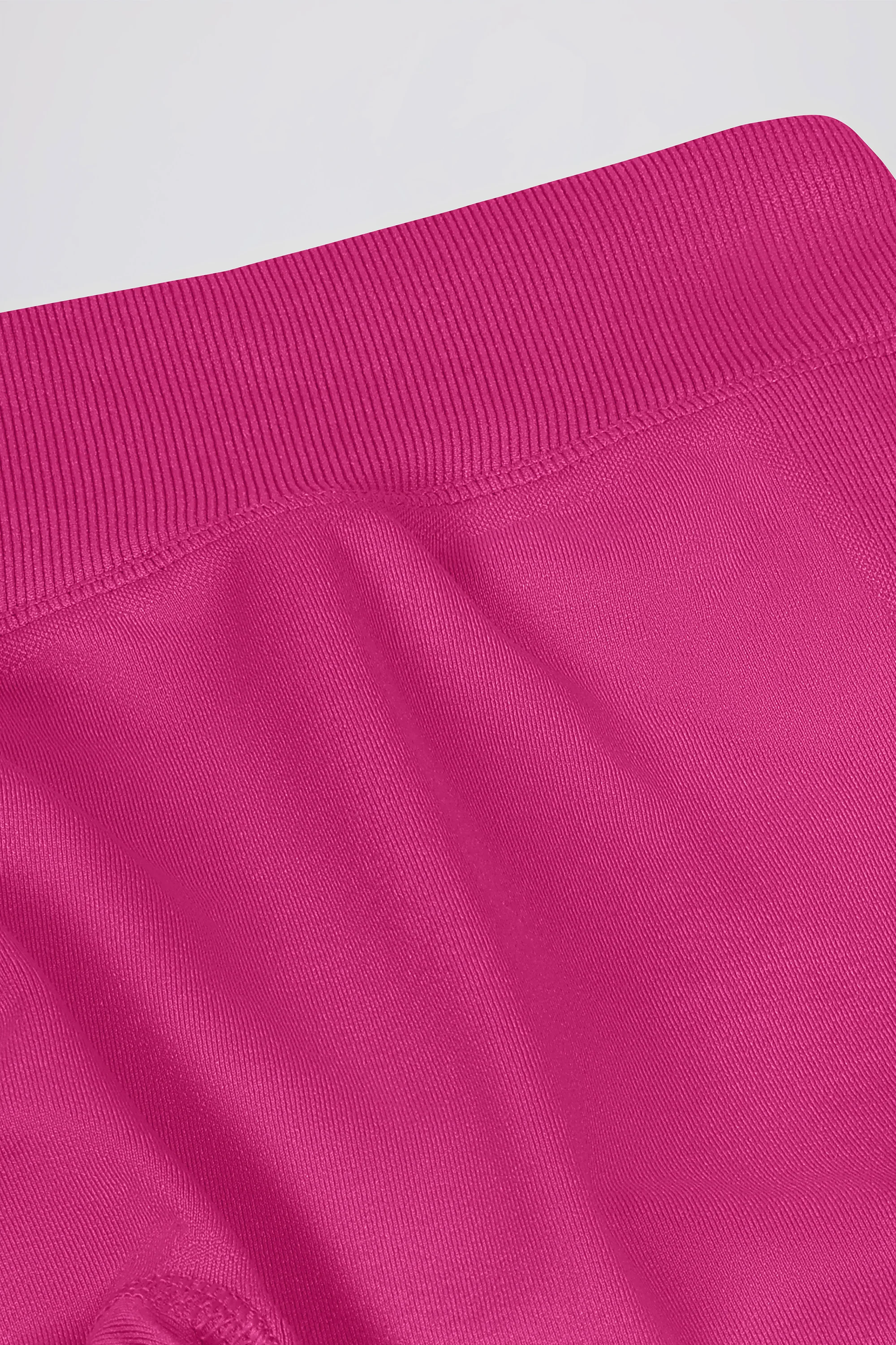 Define Luxe High-Waist Leggings in Berry - Image 9