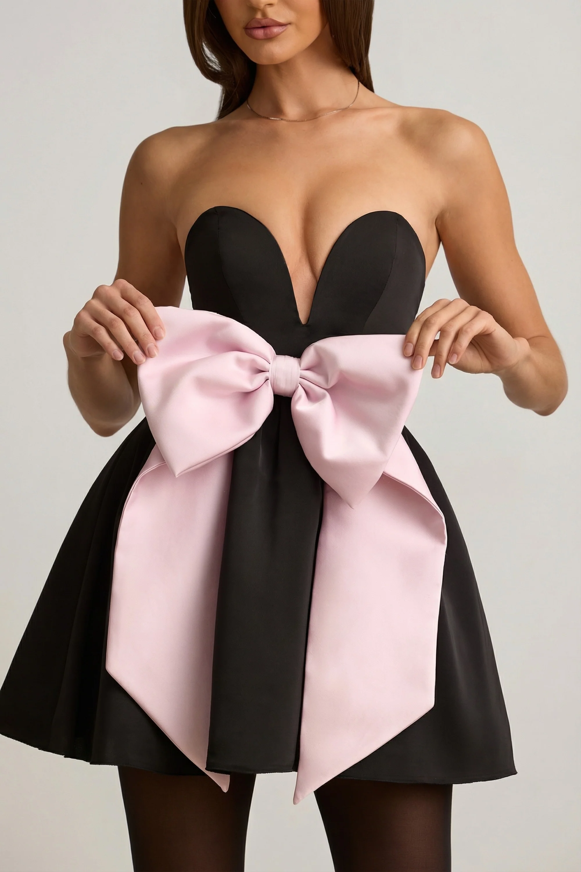 Bow-Detail Corset Mini Dress in Black - Image 4
