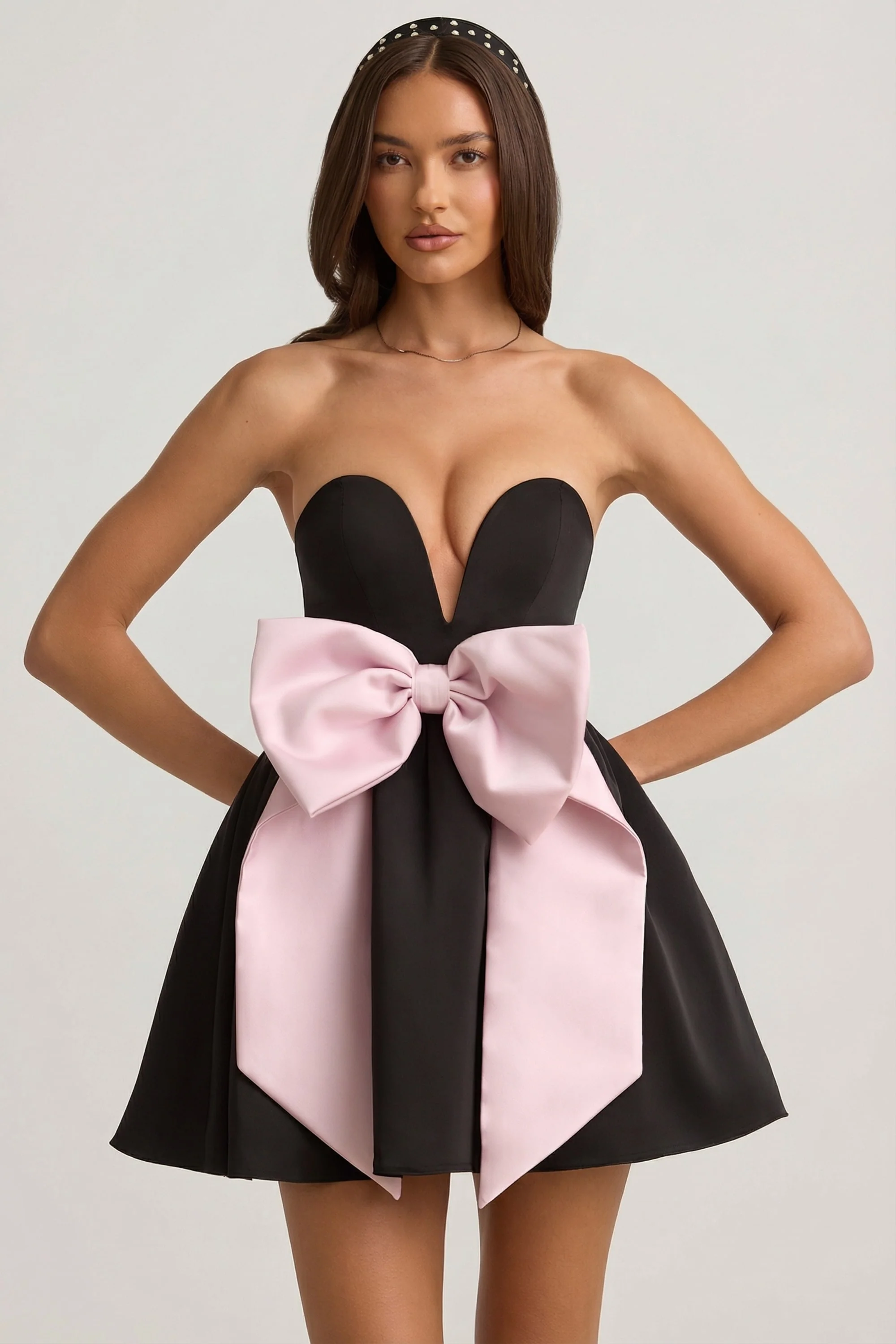 Bow-Detail Corset Mini Dress in Black - Image 6