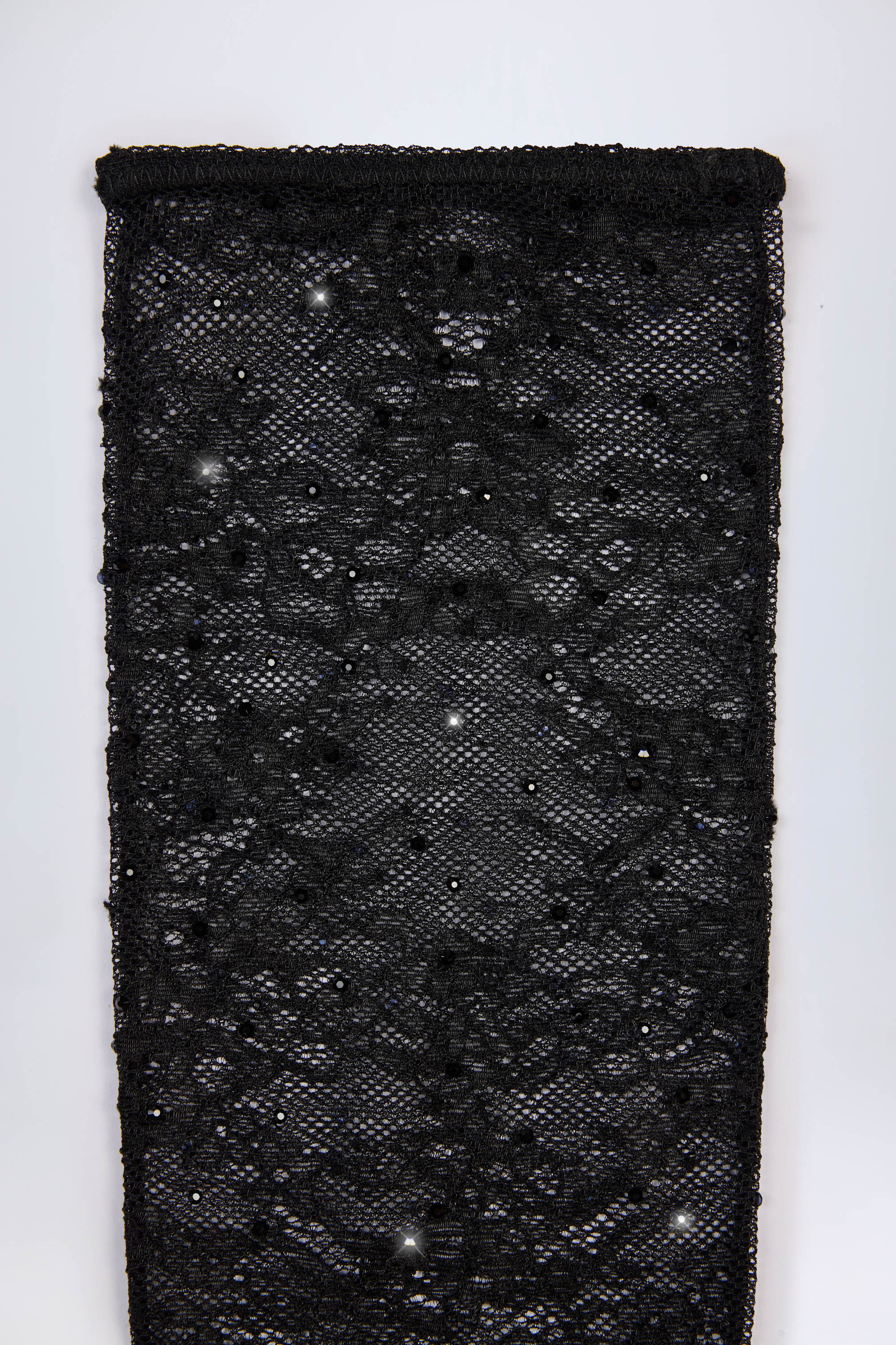 Lace Gloves in Black - Image 5