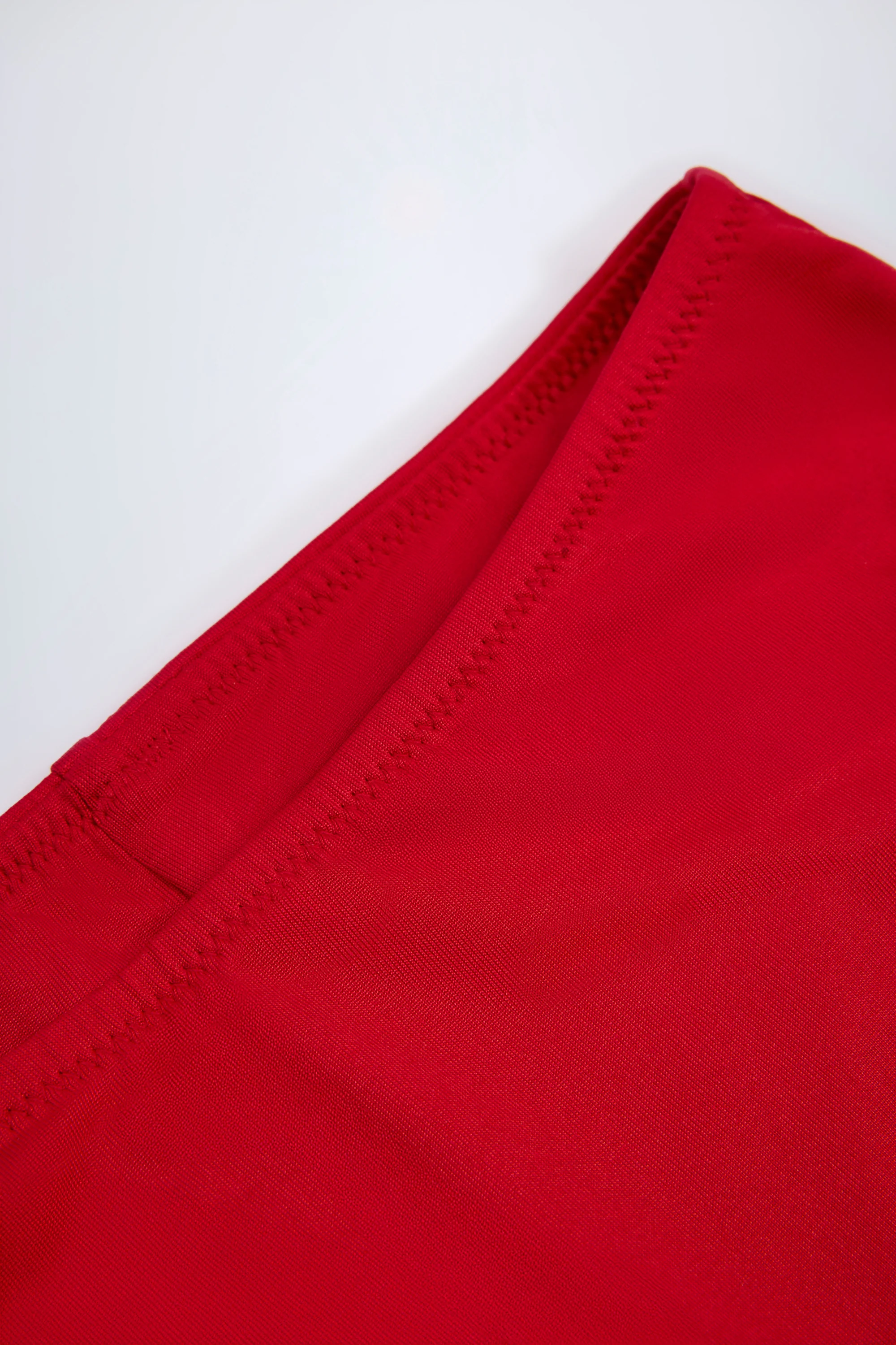 Slinky Jersey Low-Rise Hotpants in Fire Red - Image 7
