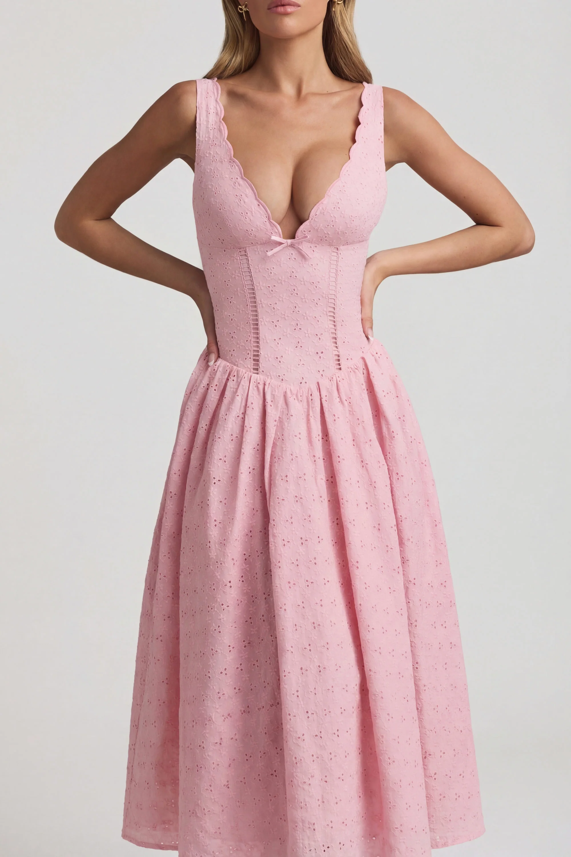 Broderie Anglaise Bow-Detail A-Line Midaxi Dress in Soft Pink - Image 4