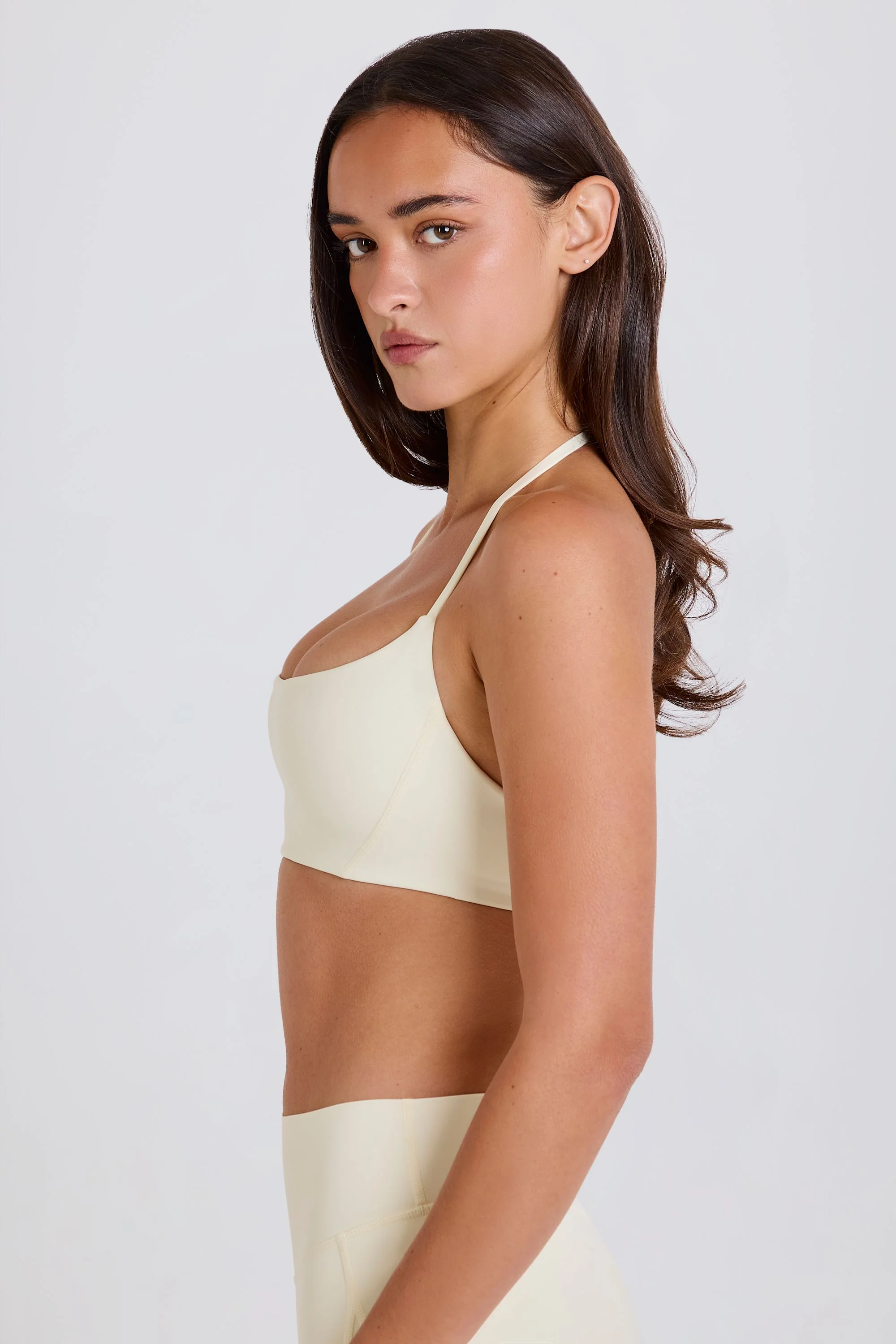 Scoop-Neck Halterneck Sports Bra in Cream - Image 3