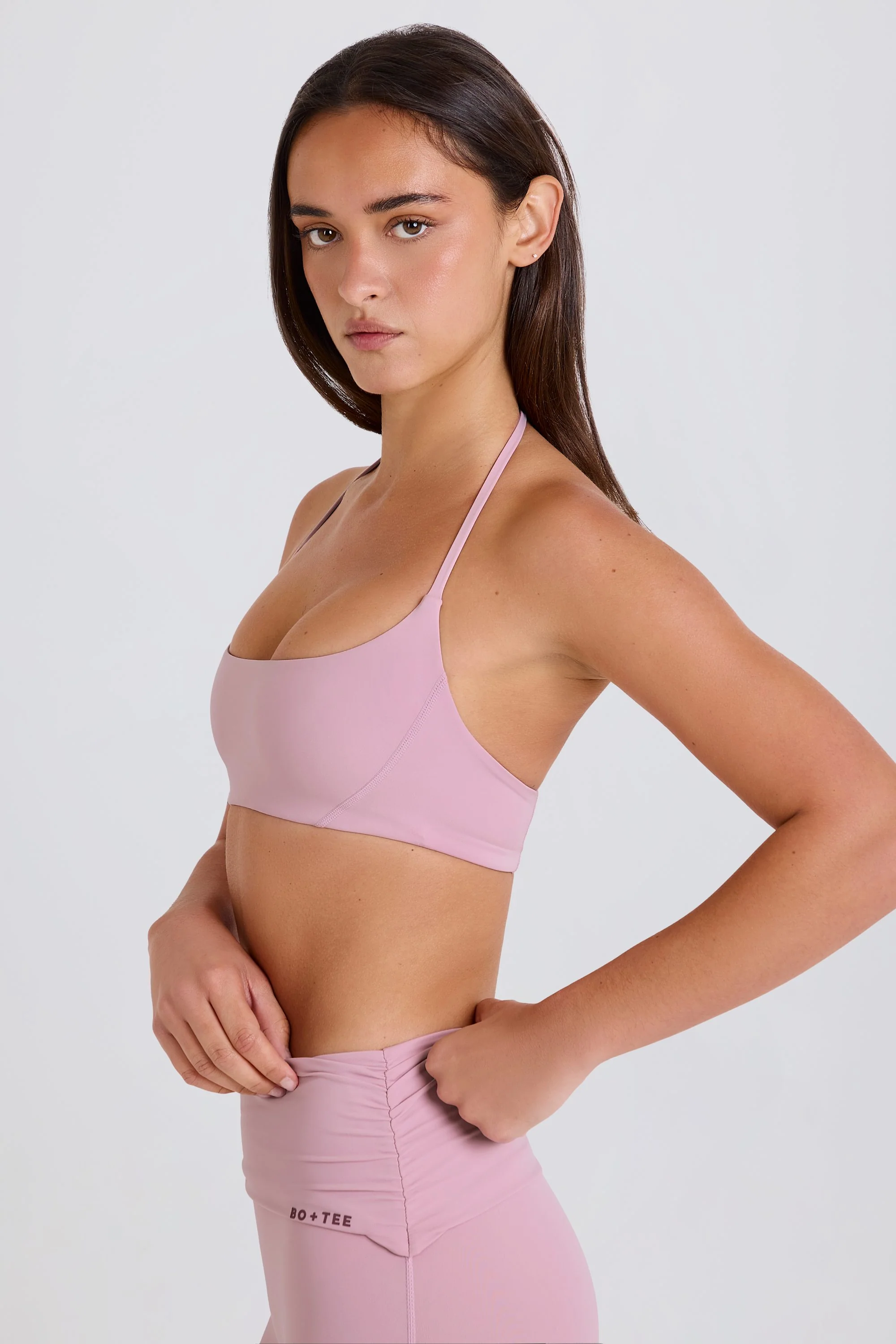 Scoop-Neck Halterneck Sports Bra in Mauve - Image 3