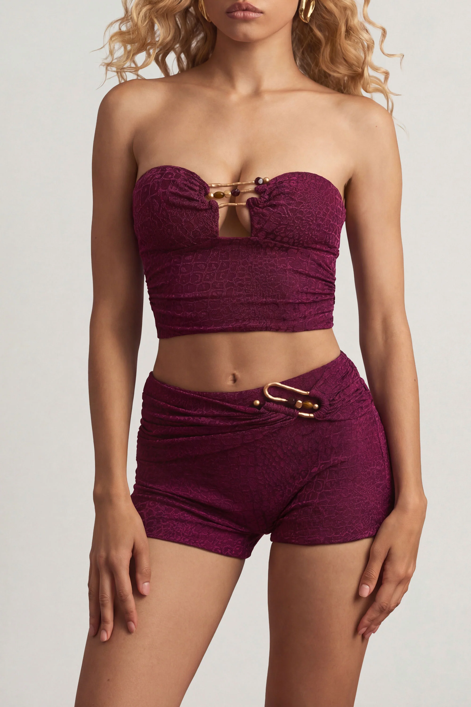 Hardware-Detail Bandeau Crop Top in Berry Purple - Image 4