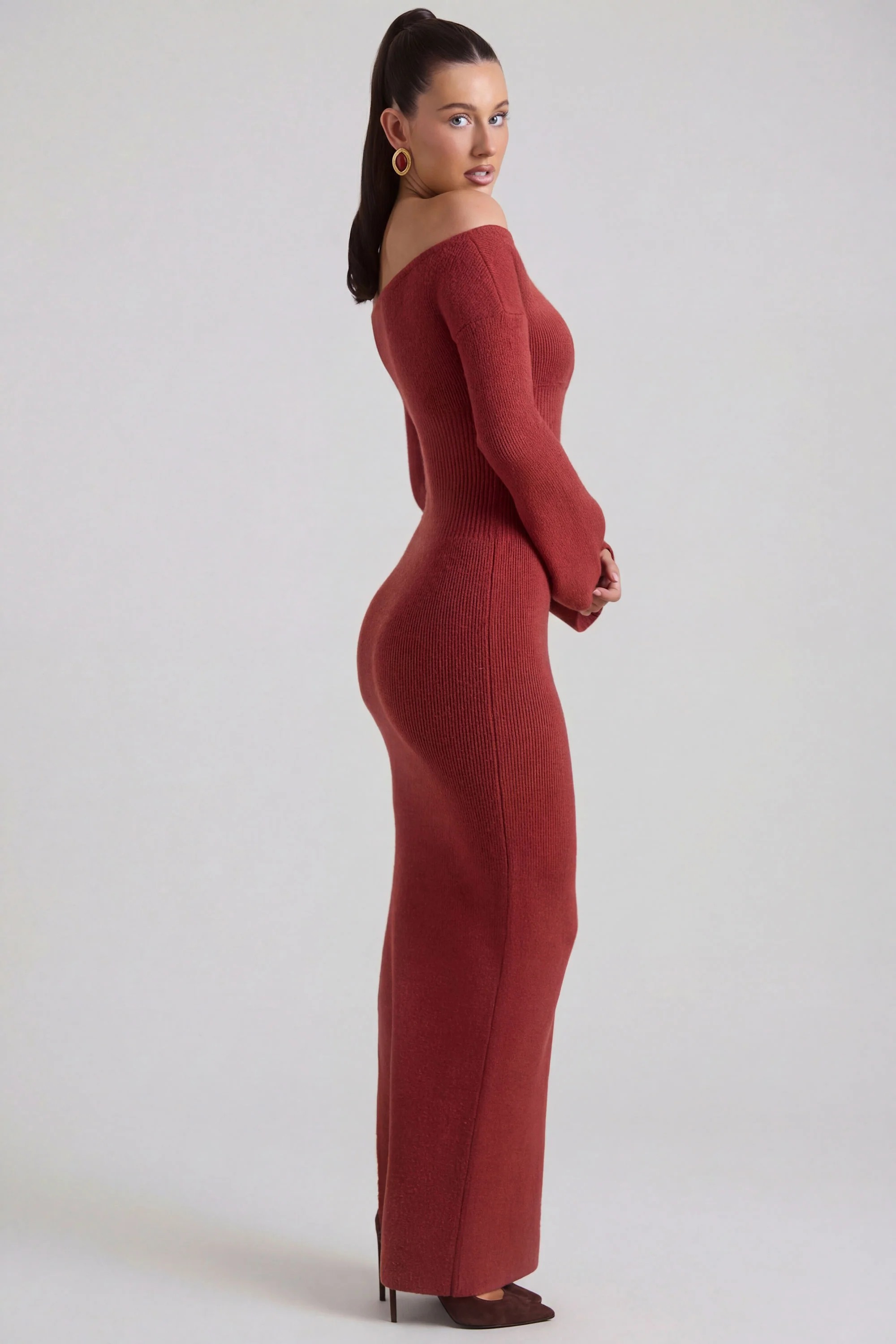 Ribbed-Knit Off-Shoulder Maxi Dress in Brick Red - Image 7