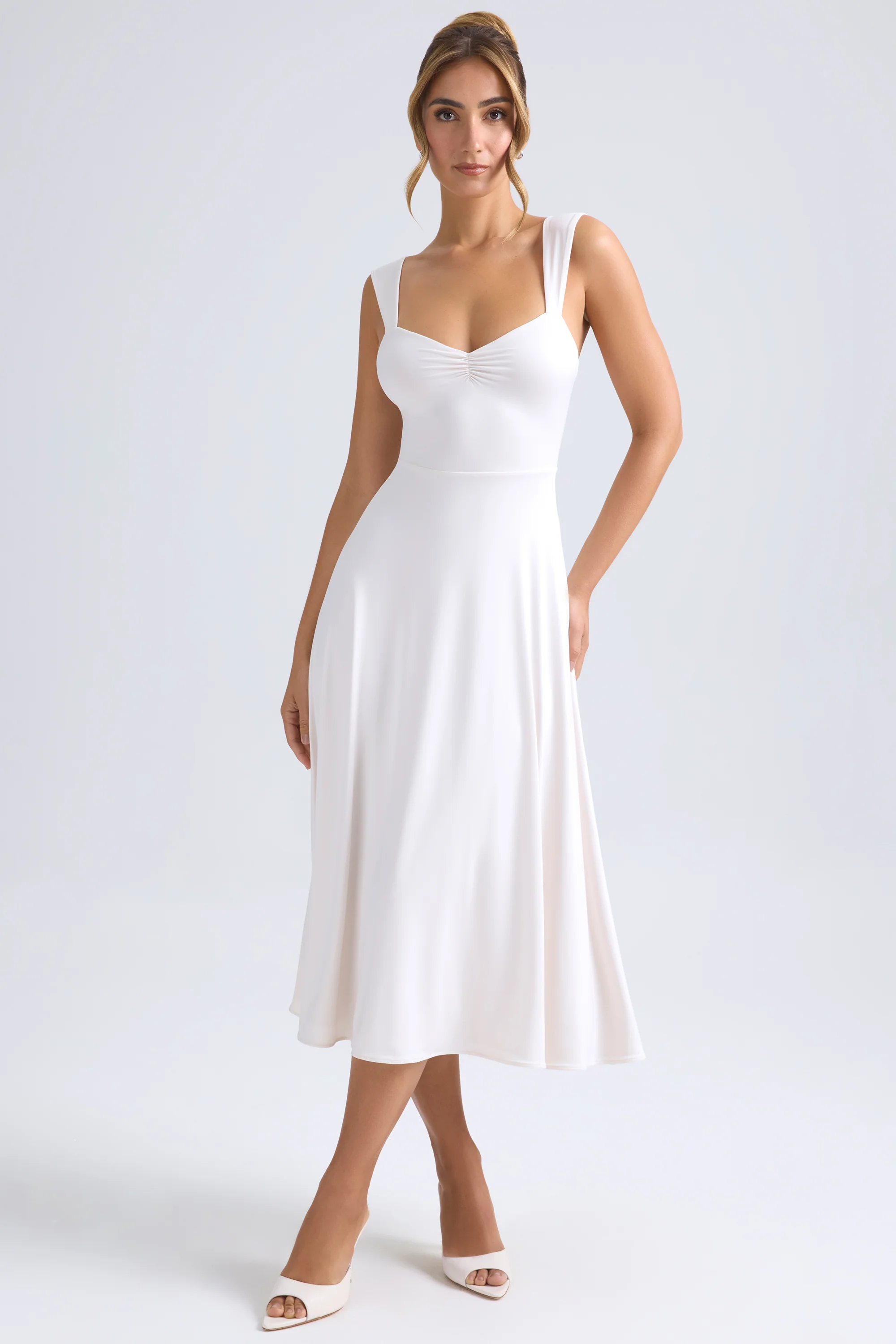 Sweetheart-Neck Ruched Midaxi Dress in Ivory - Image 4