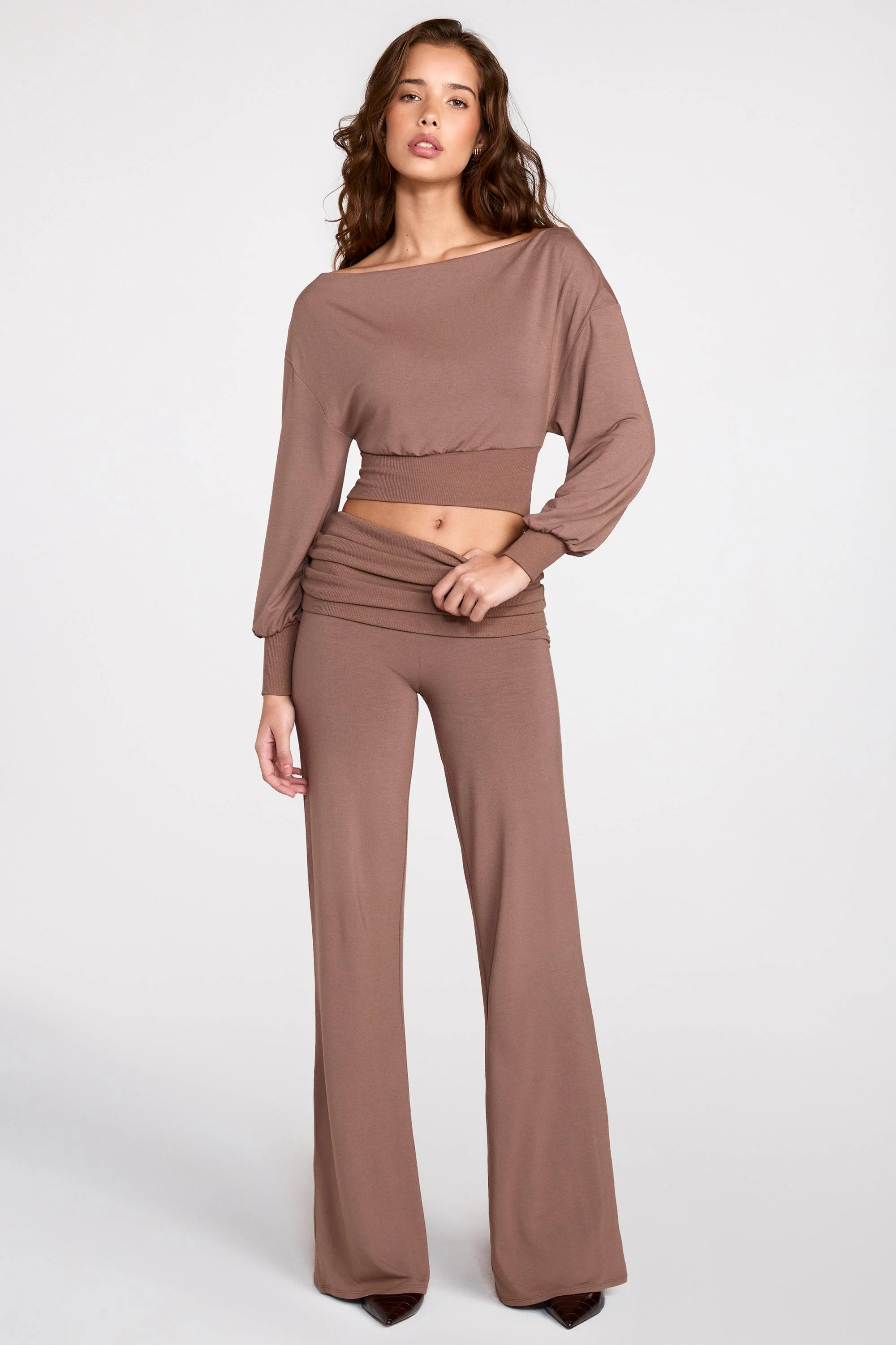 Modal Low-Rise Straight-Leg Trousers in Mocha - Image 9
