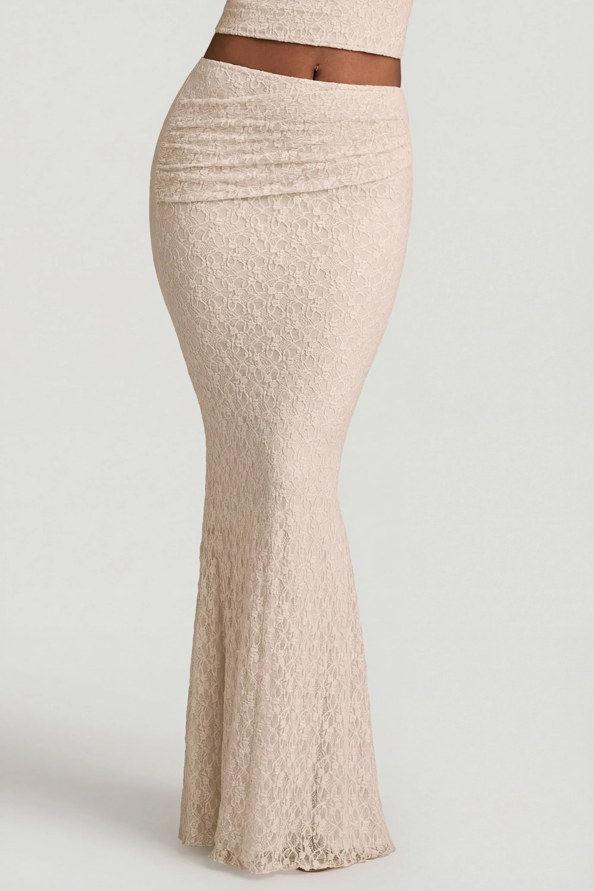 Draped Low-Rise Lace Maxi Skirt in Ivory - Image 4