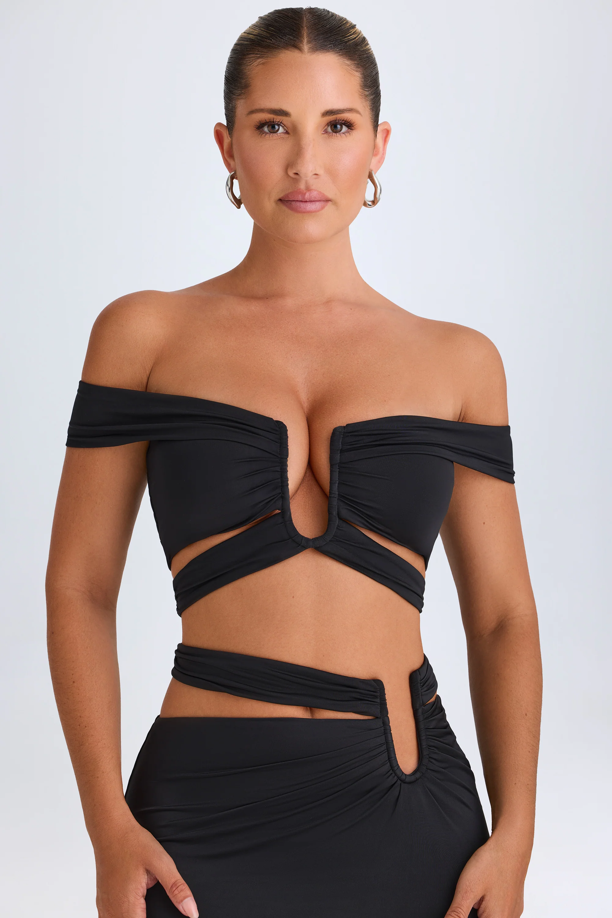 Cut-Out Off-Shoulder Crop Top in Black - Image 8